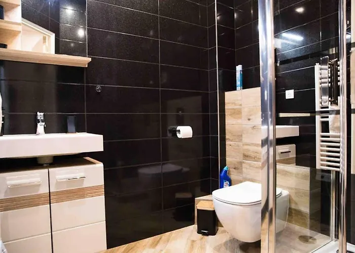 La Cour Du Faubourg 2 * Strasburg